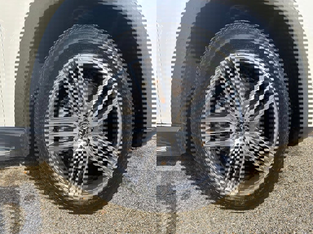 Certified 2022 Mercedes-Benz GLS 450 4MATIC image 9