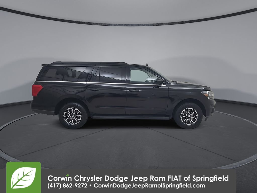 Used 2024 Ford Expedition Max XLT image 17
