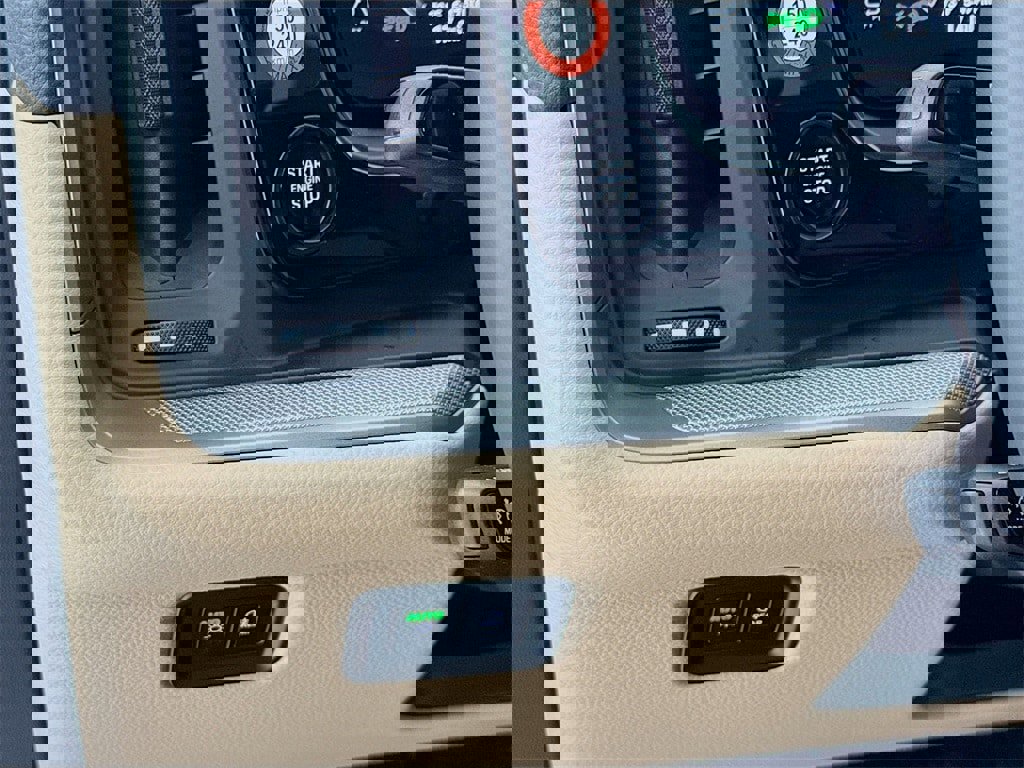 New 2026 Porsche Cayenne E-Hybrid image 16