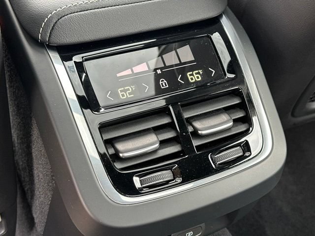 Certified 2023 Volvo S60 B5 Ultimate w/ Climate Package FWD image 14