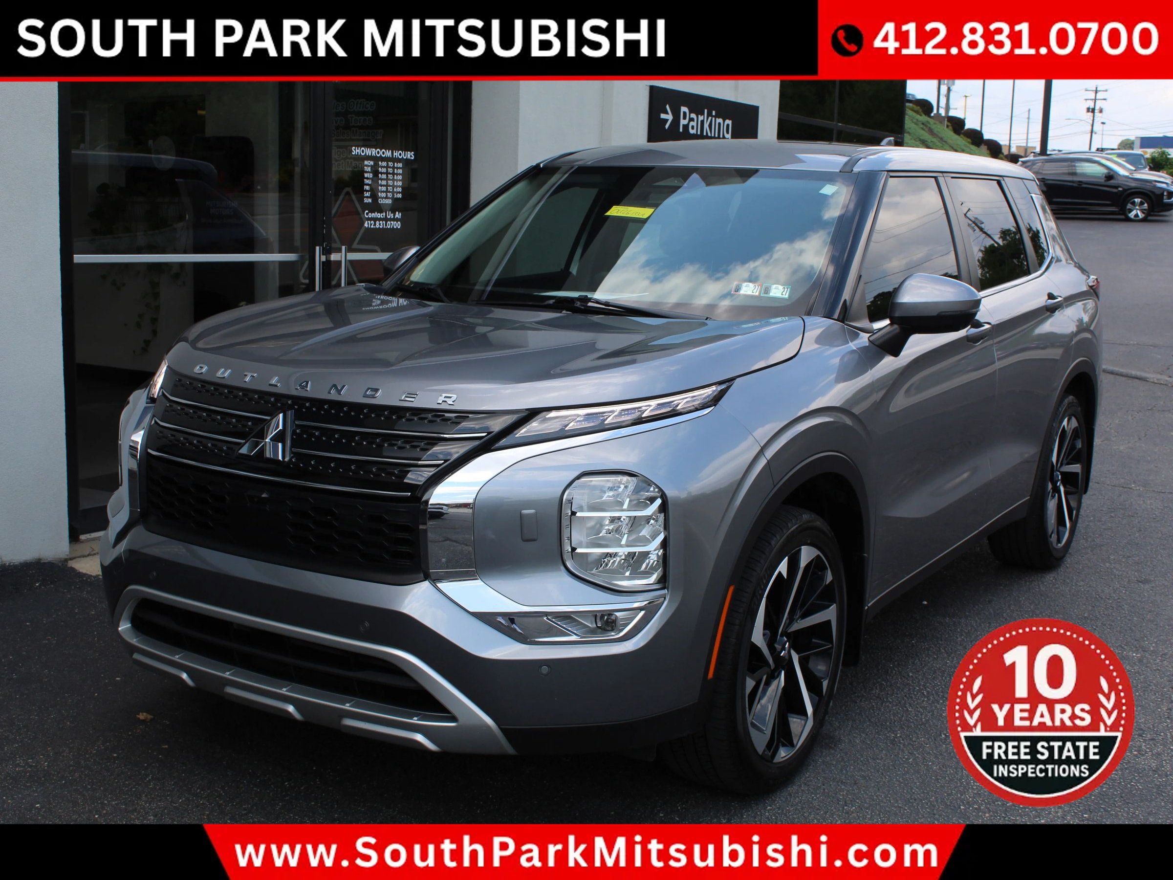 Used 2023 Mitsubishi Outlander SE AWD/4WD image 3