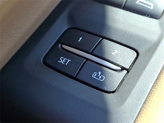 Certified 2021 Chevrolet Tahoe Premier w/ Premium Package image 30