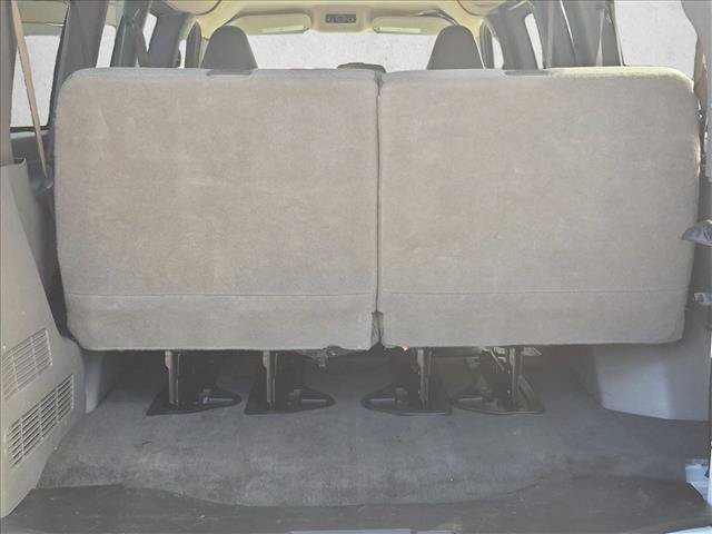 Used 2016 Chevrolet Express 2500 LT w/ LT Preferred Equipment Group RWD image 6