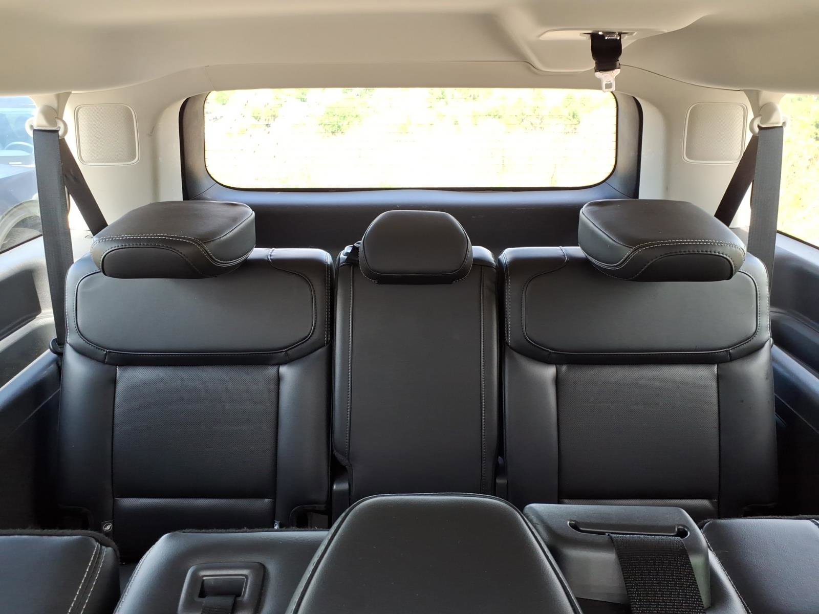 Used 2025 Ford Expedition Max Platinum AWD/4WD image 10