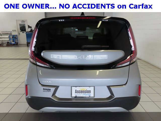 Used 2024 Kia Soul LX w/ Option Group 015 image 12
