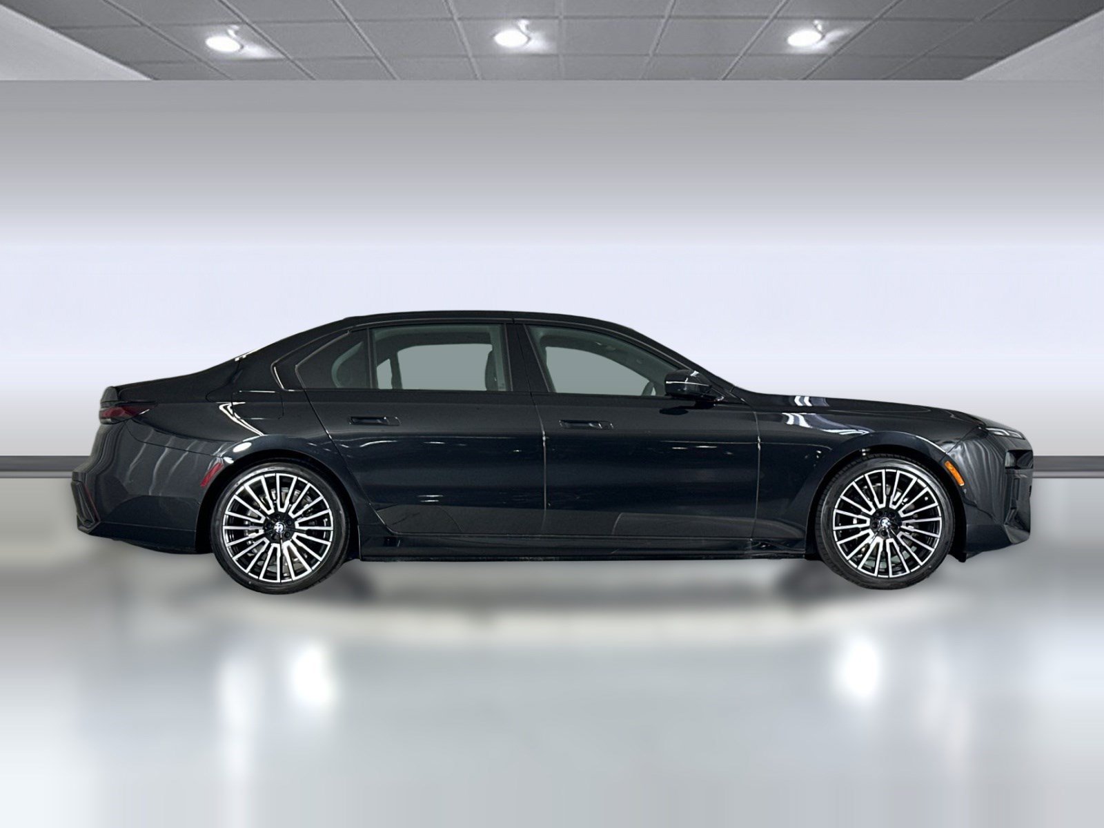 Used 2026 BMW i7 xDrive60 w/ M Sport Package RWD image 8