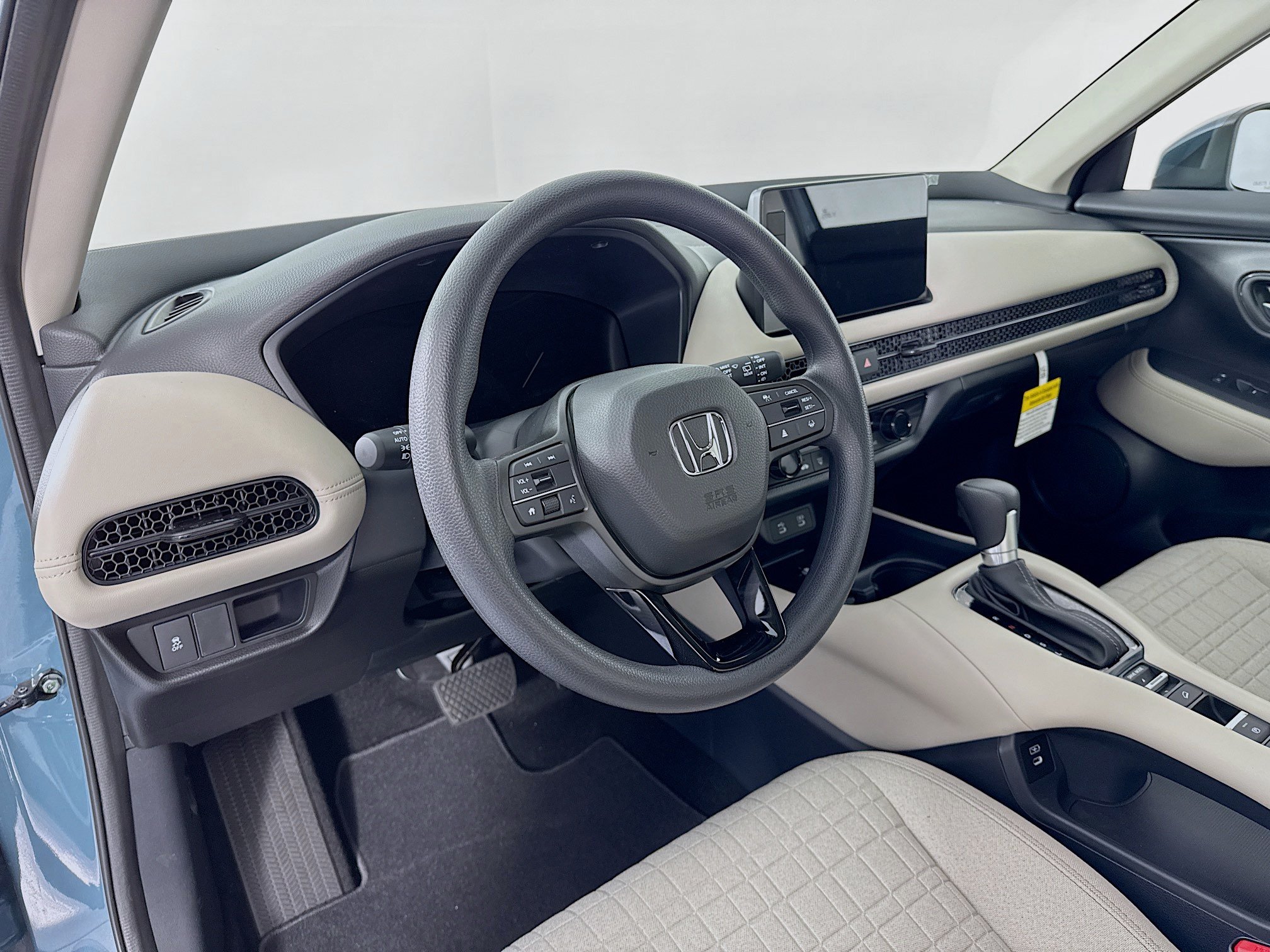 New 2027 Honda HR-V LX image 9