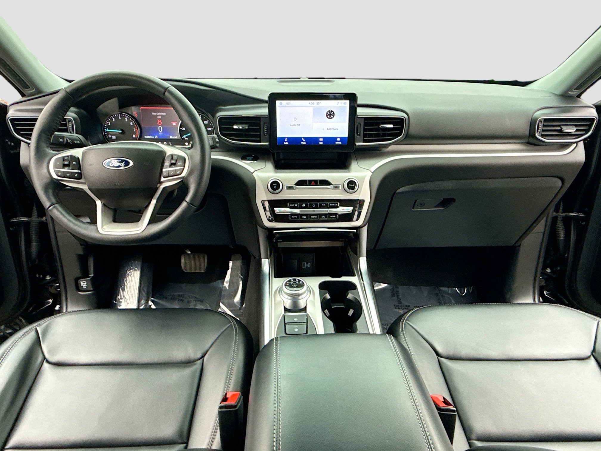 Used 2023 Ford Explorer XLT w/ Equipment Group 202A image 3