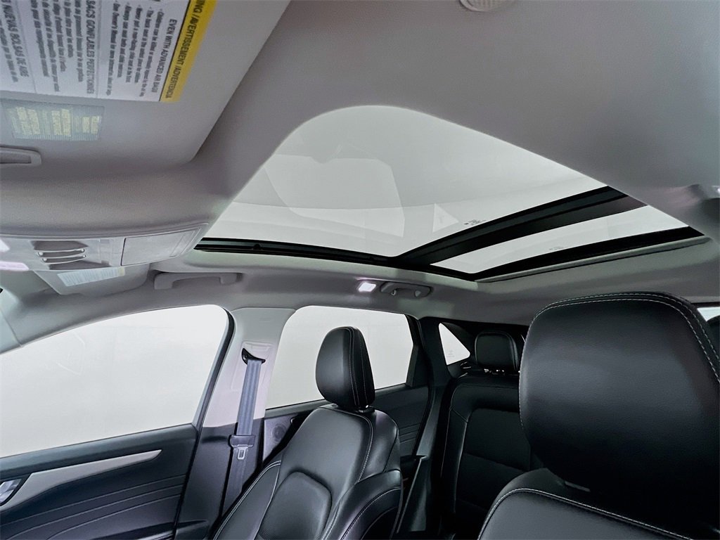 Used 2021 Ford Escape SEL w/ Technology Package image 22