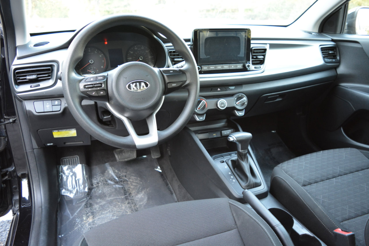 Used 2021 Kia Rio LX image 15