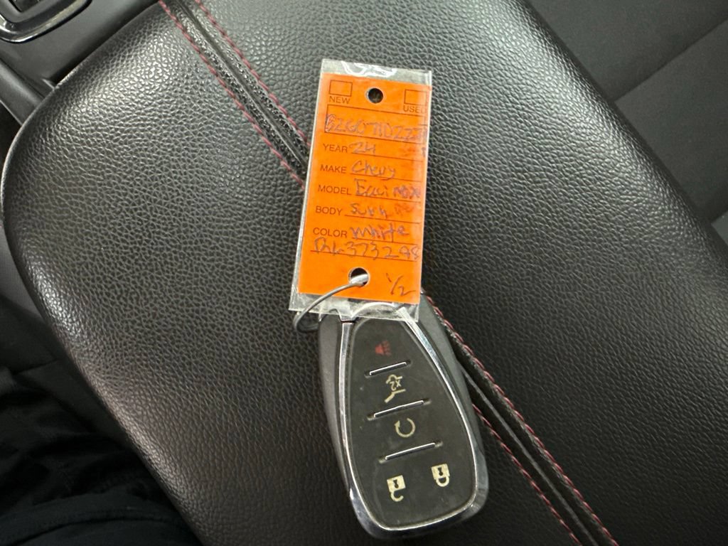 Used 2024 Chevrolet Equinox RS AWD/4WD image 37