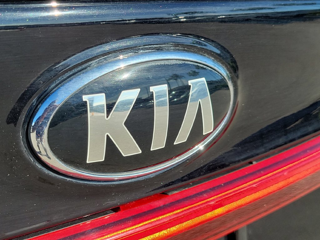 Used 2021 Kia Forte GT-Line FWD image 13
