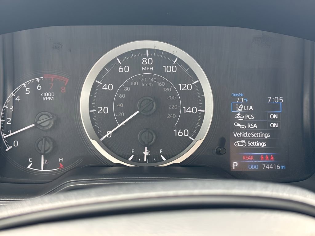 Used 2022 Toyota Corolla LE FWD image 18