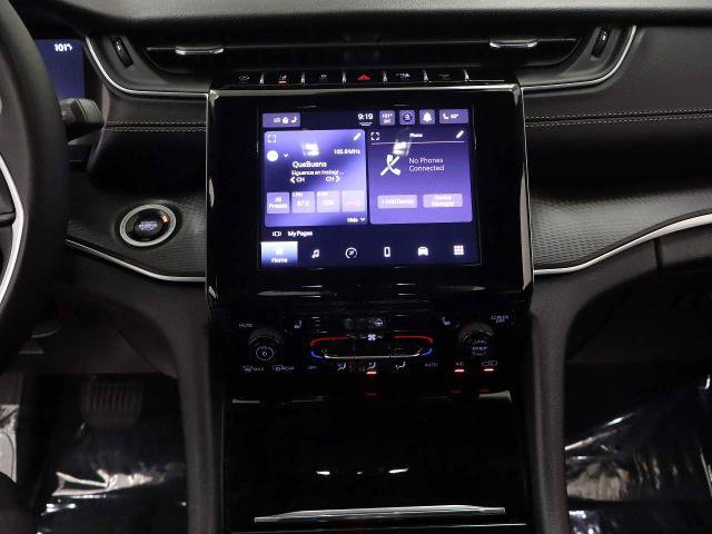Used 2025 Jeep Grand Cherokee L Laredo AWD/4WD image 37