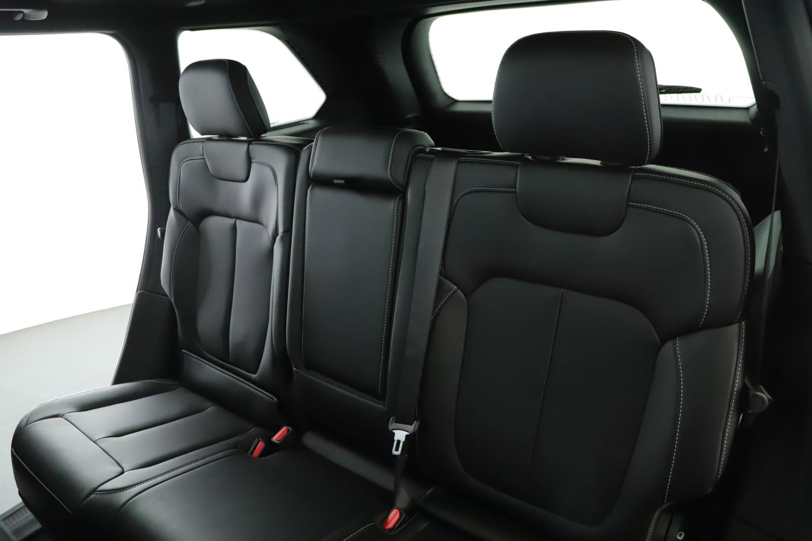 New 2026 Jeep Grand Cherokee Limited w/ Limited Altitude Package image 5