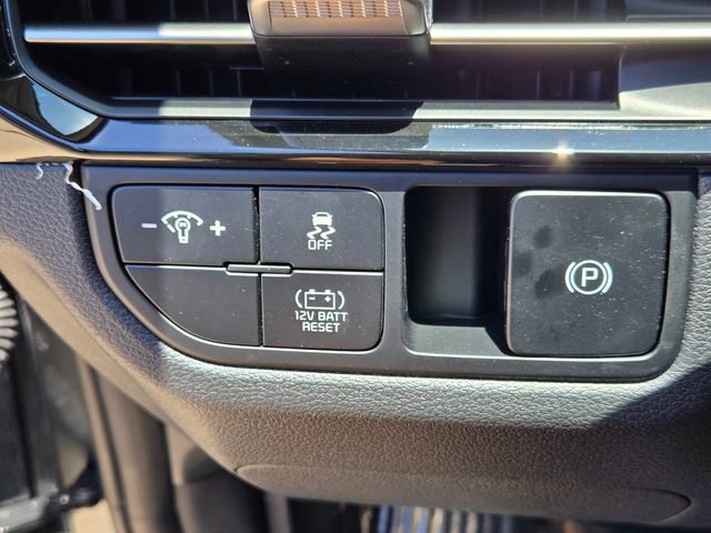 New 2026 Kia Sportage LX FWD image 13