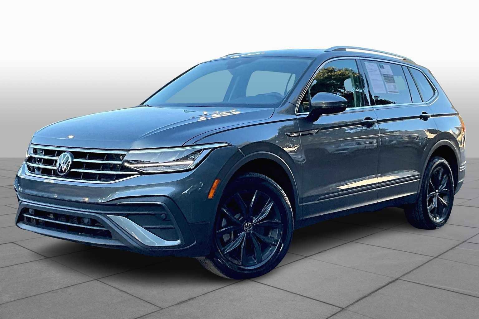 Certified 2024 Volkswagen Tiguan SE