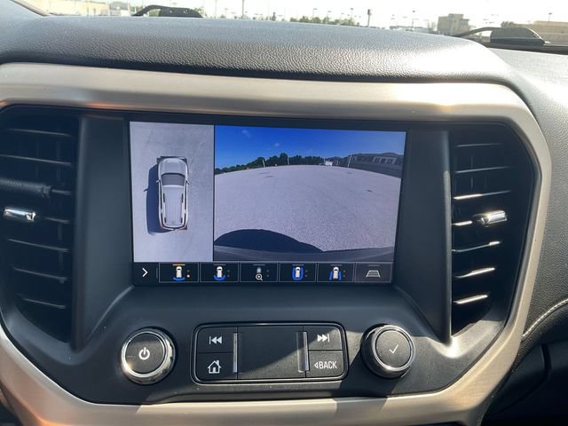Used 2020 GMC Acadia Denali w/ Technology Package AWD/4WD image 25