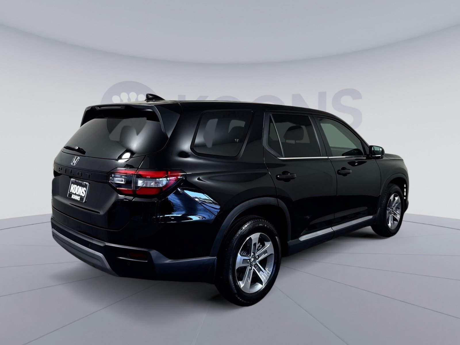 Used 2025 Honda Pilot EX-L image 7