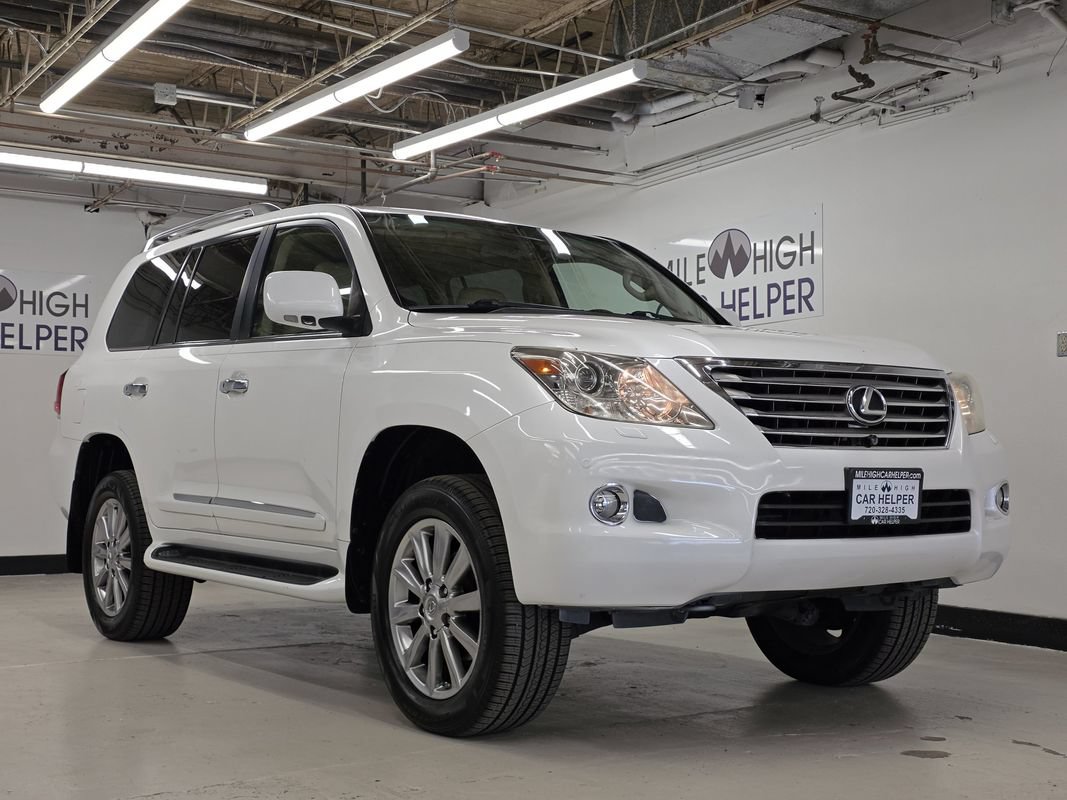 Used 2010 Lexus LX 570 4WD w/ Luxury Pkg image 5