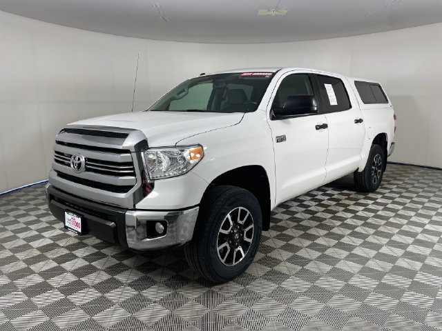Used 2017 Toyota Tundra SR5 w/ TRD Off Road Package AWD/4WD image 1