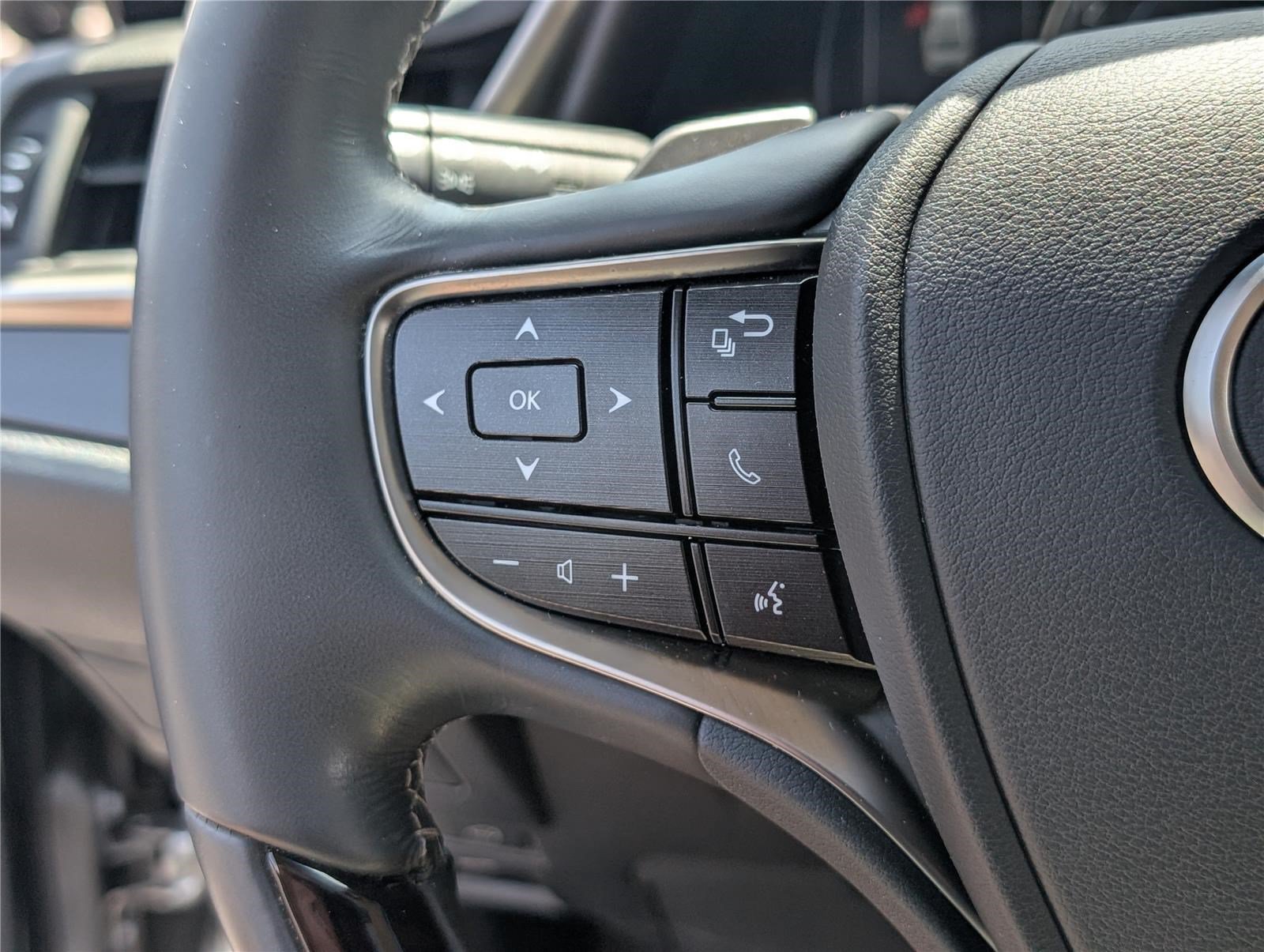 Used 2019 Lexus ES 350 w/ Accessory Package FWD image 23