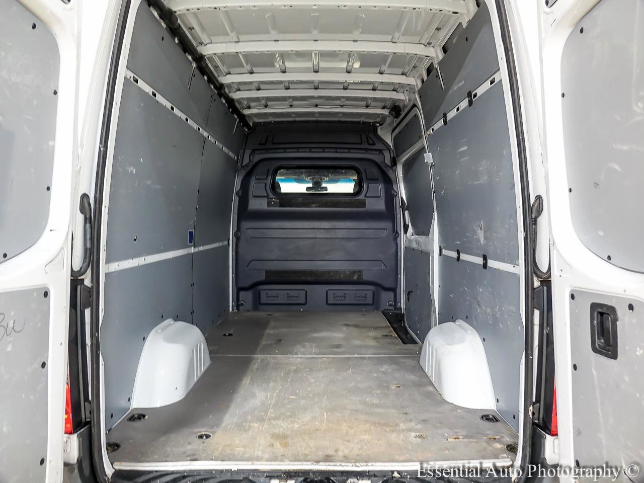 Used 2021 Mercedes-Benz Sprinter 1500 image 14