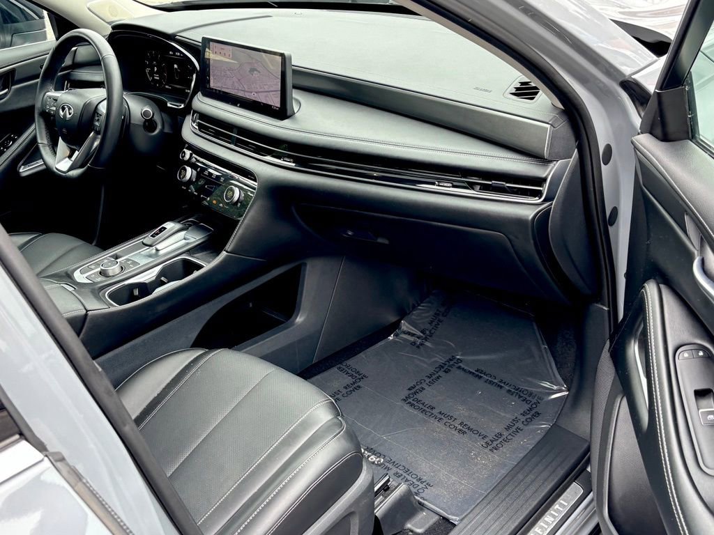 Certified 2026 INFINITI QX60 Luxe w/ Cargo Package FWD image 33