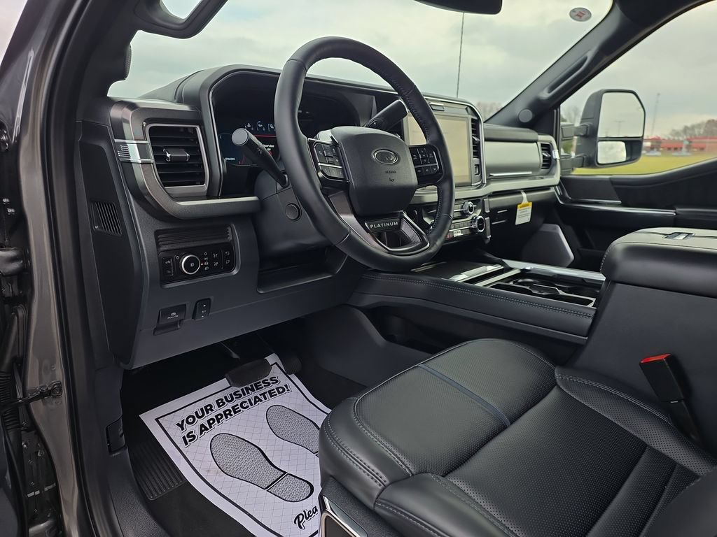 Used 2025 Ford F250 Platinum AWD/4WD image 29