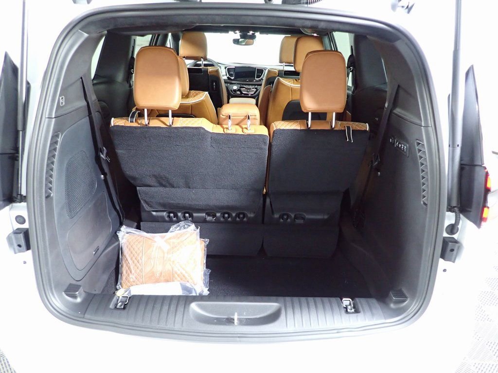 New 2026 Chrysler Pacifica Pinnacle FWD image 20
