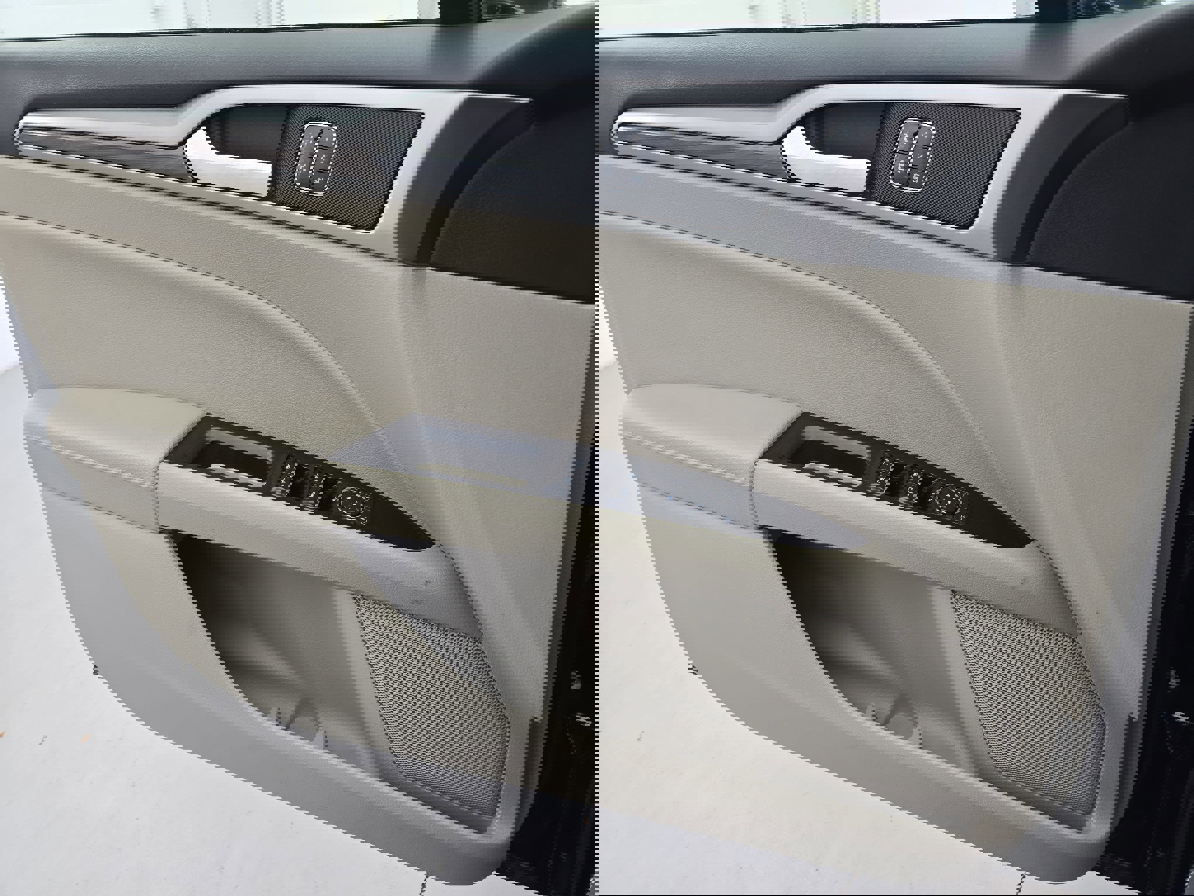 Used 2017 Ford Fusion SE w/ Fusion SE Technology Package image 26