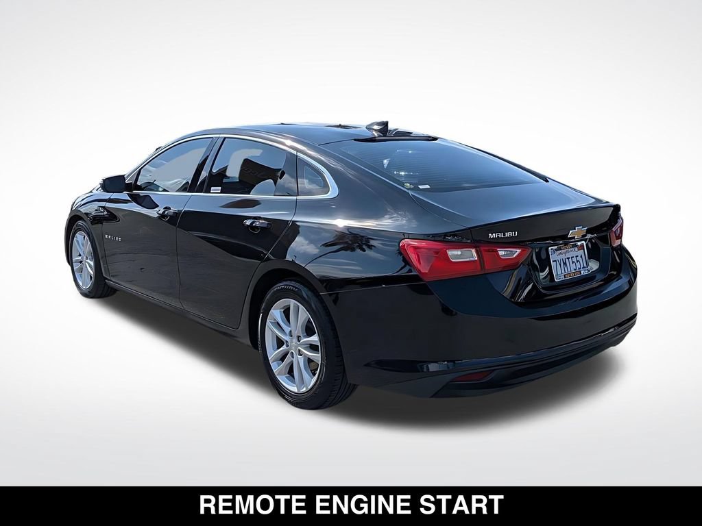 Used 2016 Chevrolet Malibu LT w/ Leather Package FWD image 4