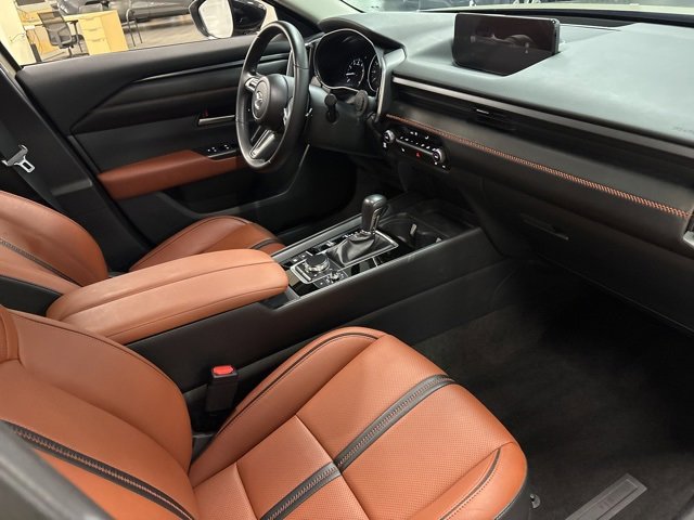 Used 2024 MAZDA CX-50 Meridian Edition w/ Apex Package image 10