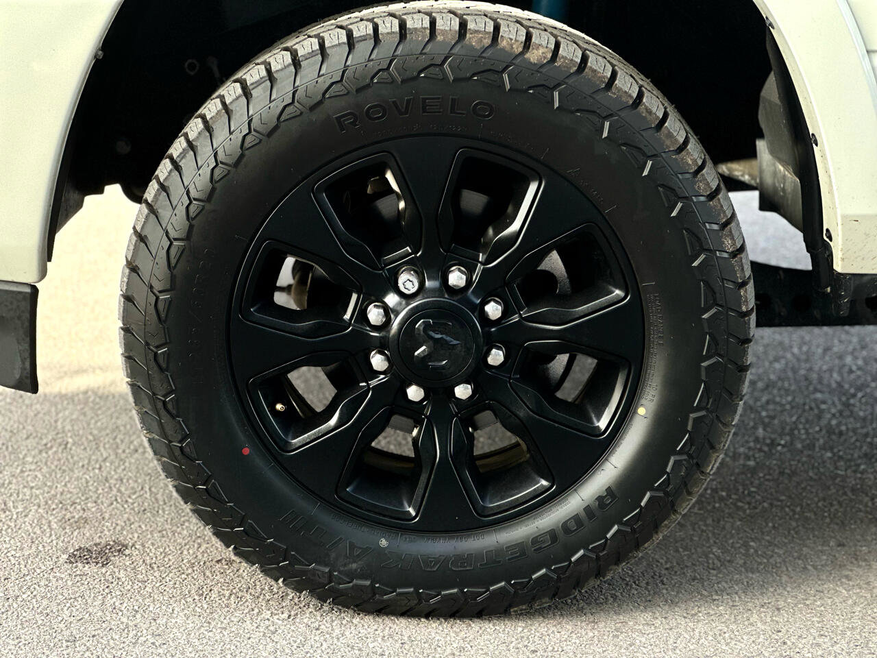 Used 2022 RAM 2500 Limited image 8