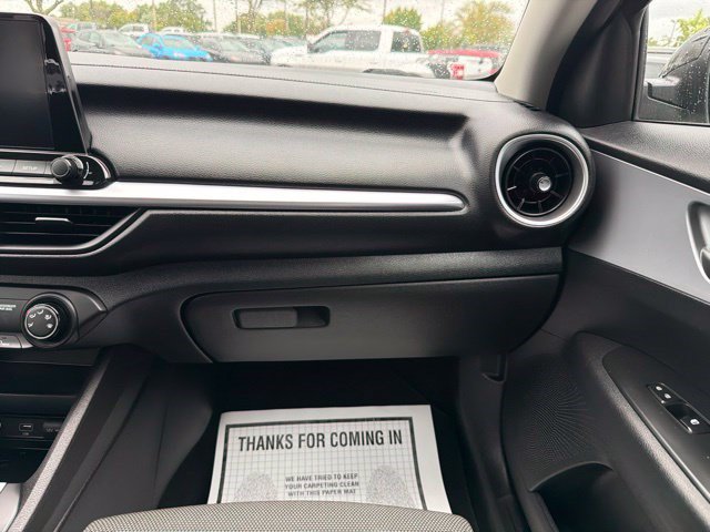 Used 2022 Kia Forte LXS FWD image 23