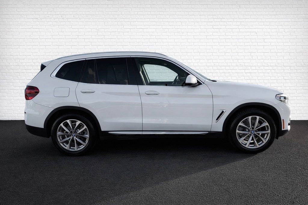 Used 2019 BMW X3 sDrive30i w/ Driving Assistance Package image 4