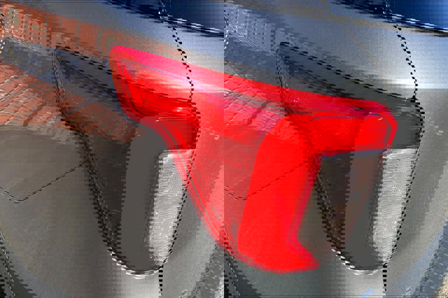 Used 2023 Ford Explorer XLT w/ Equipment Group 202A image 27