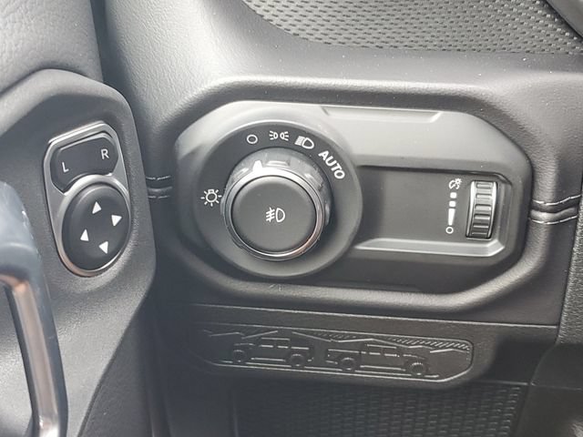 New 2026 Jeep Wrangler Unlimited Rubicon w/ Safety Group AWD/4WD image 19