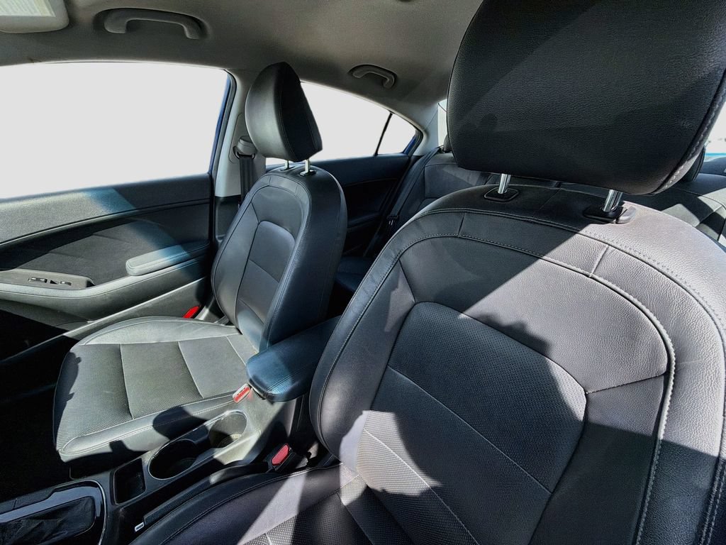 Used 2017 Kia Forte EX FWD image 10