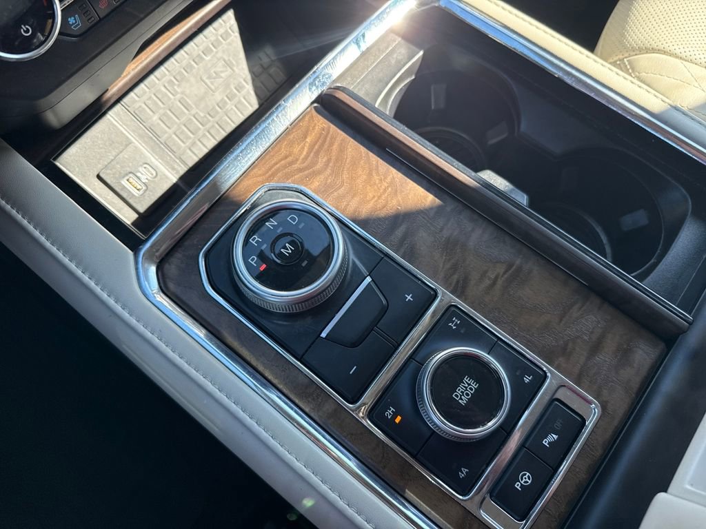 Used 2021 Ford Expedition Platinum image 27