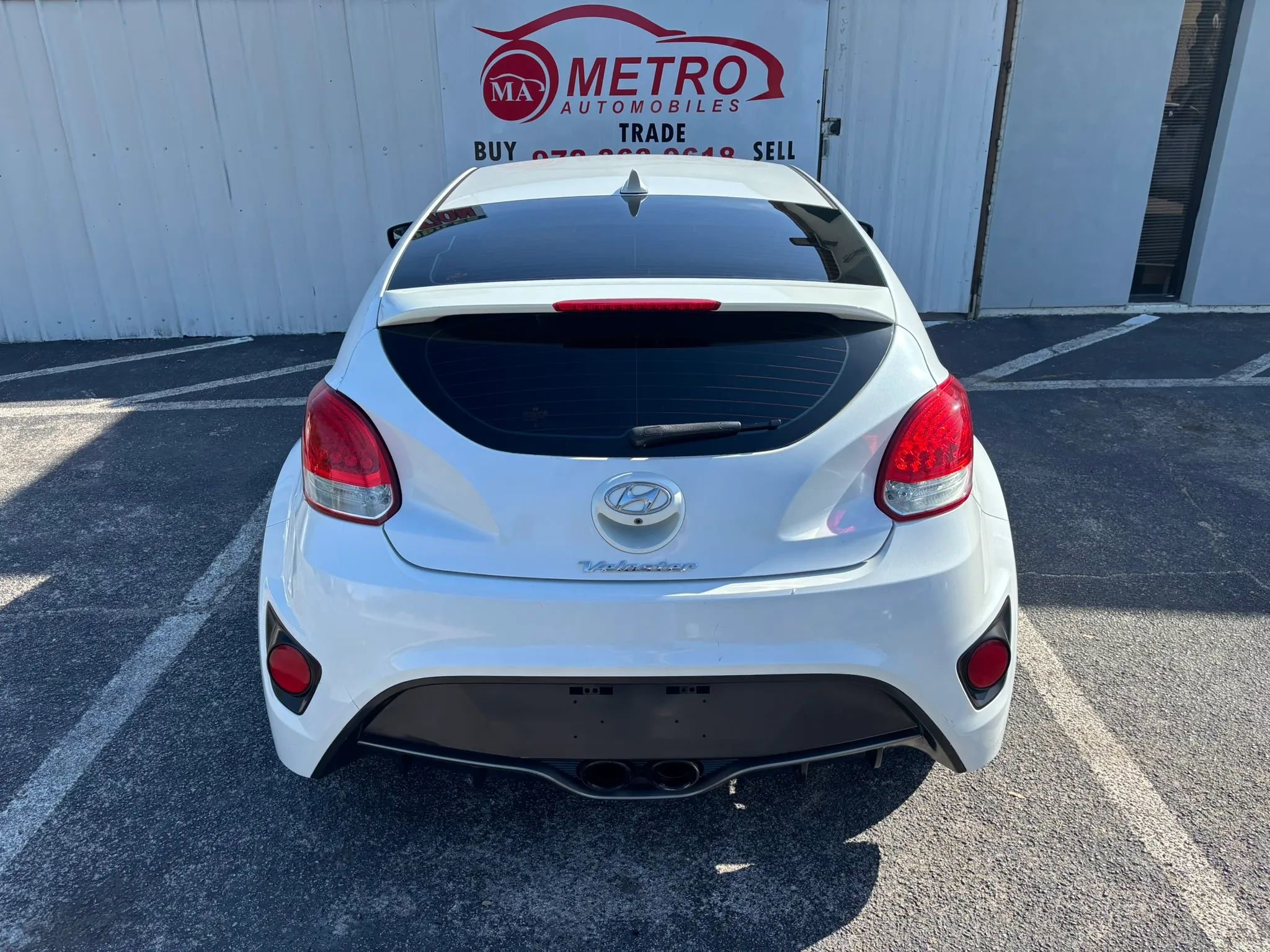 Used 2015 Hyundai Veloster Turbo FWD image 5