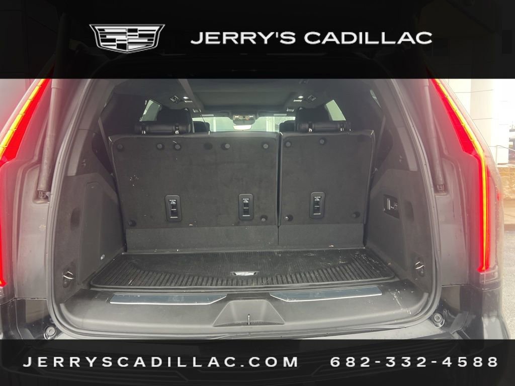 Used 2023 Cadillac Escalade Sport Platinum w/ LPO, ONYX Package image 15