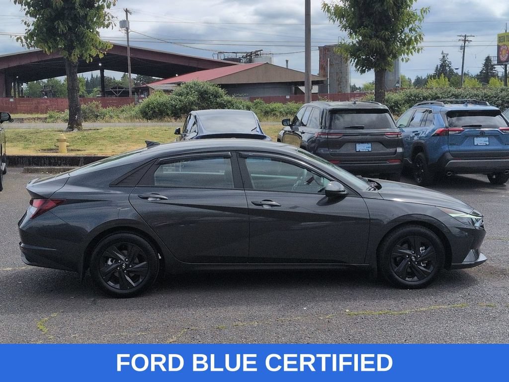 Used 2023 Hyundai Elantra SEL FWD image 6