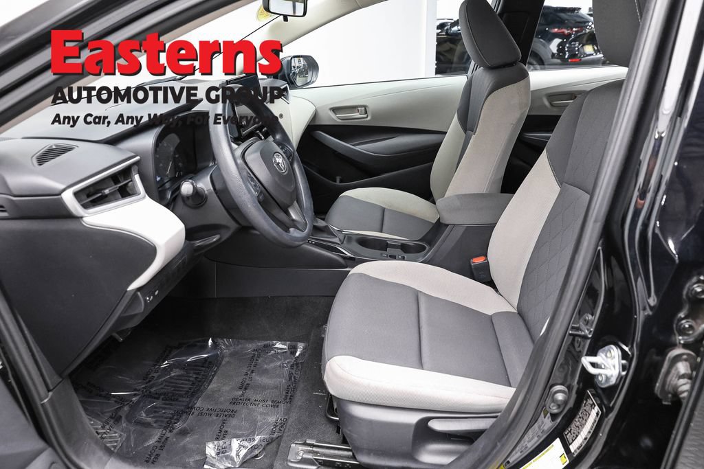 Used 2024 Toyota Corolla LE FWD image 13