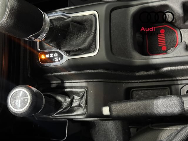 Used 2022 Jeep Gladiator Sport AWD/4WD image 21