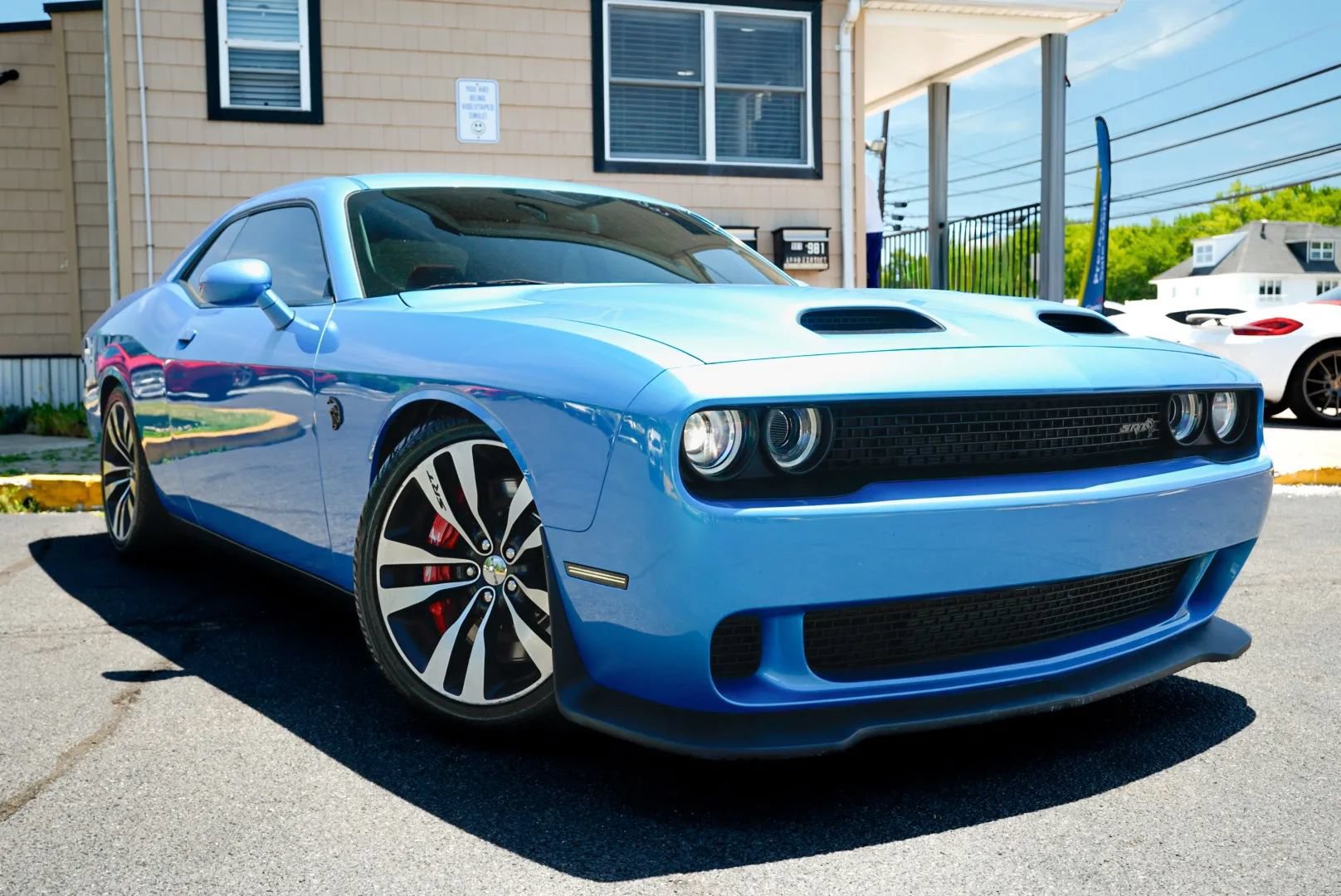 Used 2023 Dodge Challenger SRT Hellcat w/ Driver Convenience Group RWD image 3