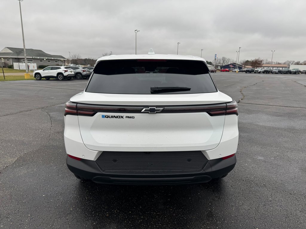 New 2026 Chevrolet Equinox EV LT image 4
