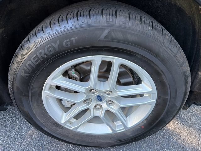 Used 2025 Ford Explorer Active w/ Active Comfort Package RWD image 12