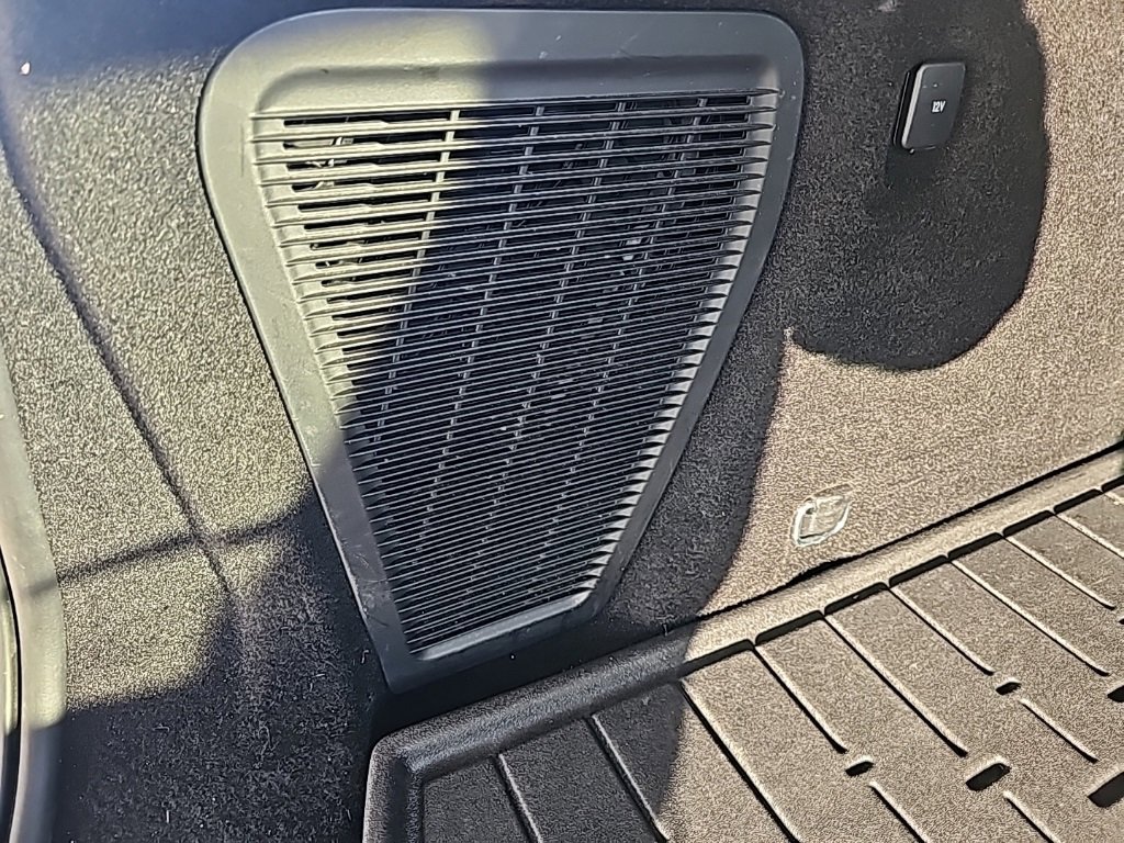 Used 2020 Lincoln Corsair FWD w/ Equipment Group 101A image 33