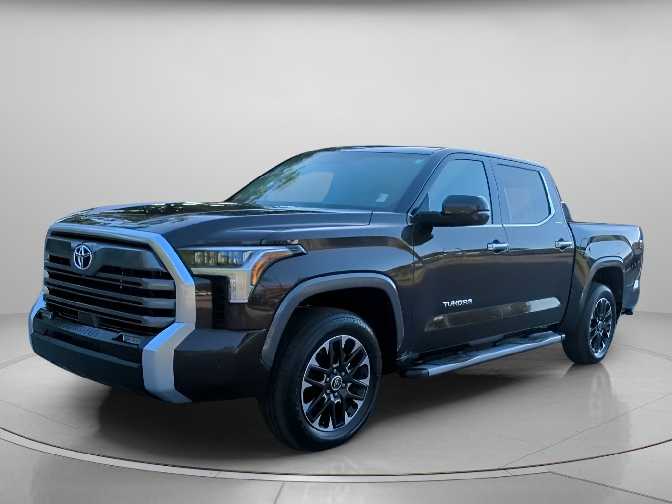 Used 2023 Toyota Tundra Limited AWD/4WD image 12